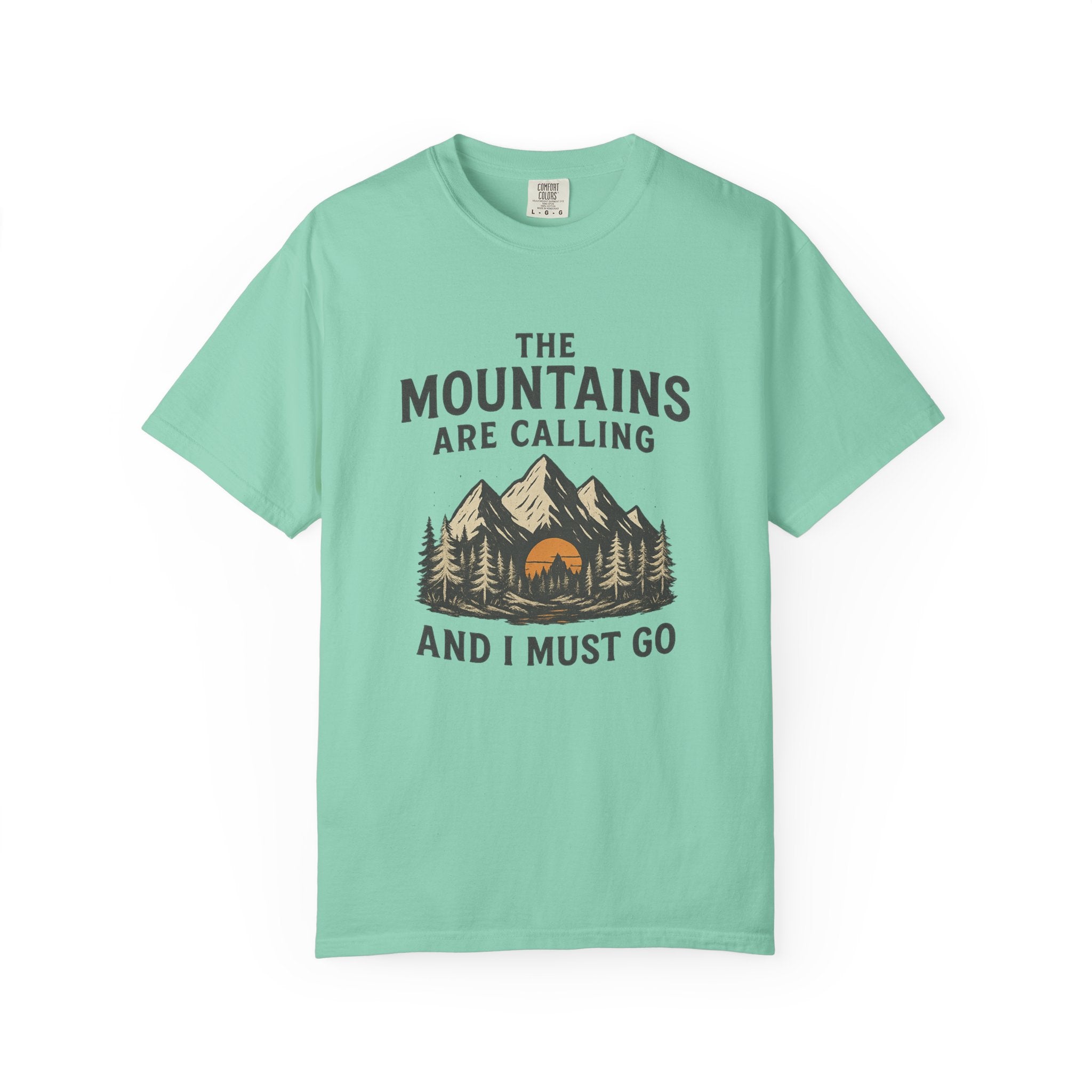 Retro Nature Tee – Mountains Are Calling & I Must Go